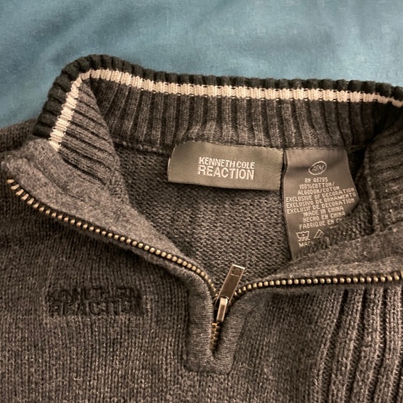 Boy sweater - Picture 2 of 2